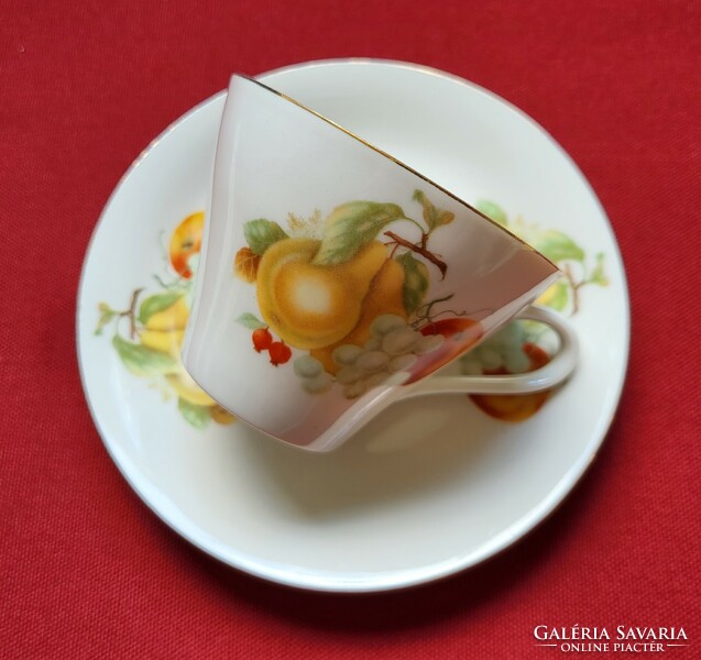 Kínai porcelán kávés csésze csészealj tányér körte alma szőlő gyümölcs