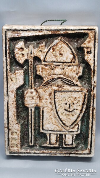 Ritka Zsolnay modern pirogránit páncélos katonát ábrázoló falikép