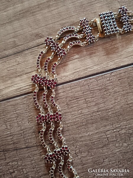 Old gold plated silver garnet stone necklaces