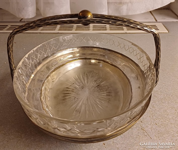 Beautiful antique table centerpiece with silver character, original special. Glass blown polished pattern.