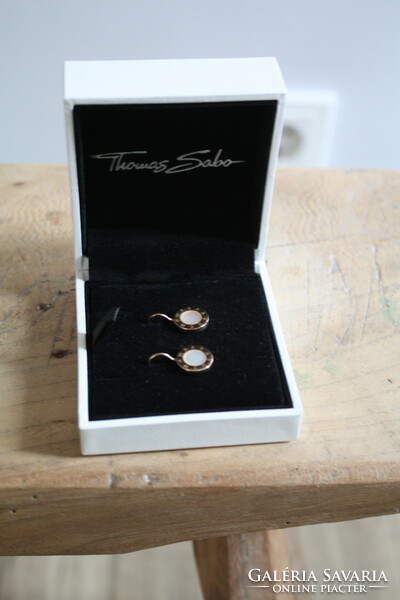 Original thomas sabo mother-of-pearl plug-in earrings - a beautiful piece