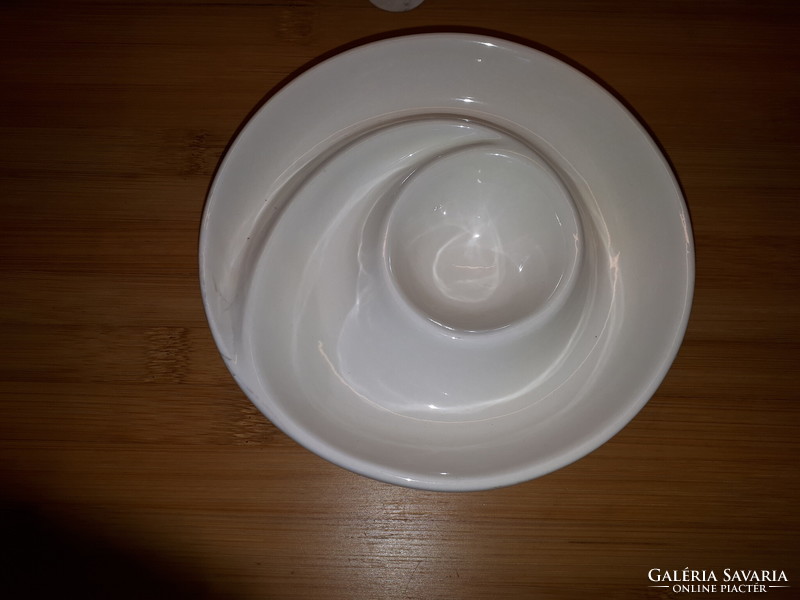 Oliva  tálaló spirál, porcelán 13,5 cm átmérőjű.