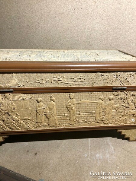 XIX. Century Chinese chest, bone carving with reliefs, 100 x 50 x 55 cm