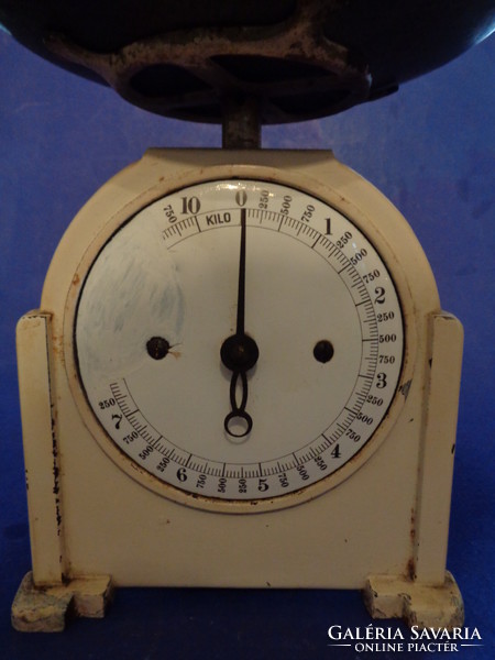 Antique household scale cheap!