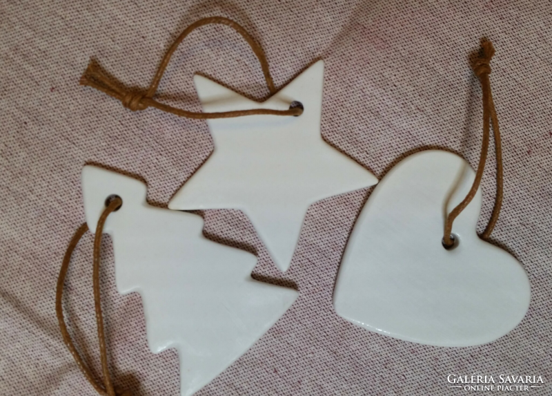 Porcelán karácsonyfadíszek, szív, csillag, fenyőfa,  skandináv  stílusú karácsonyi dekoráció