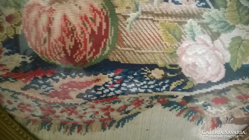 Antique bieder framed tapestry still life with bird ü.Alatt, diam.58 Cm