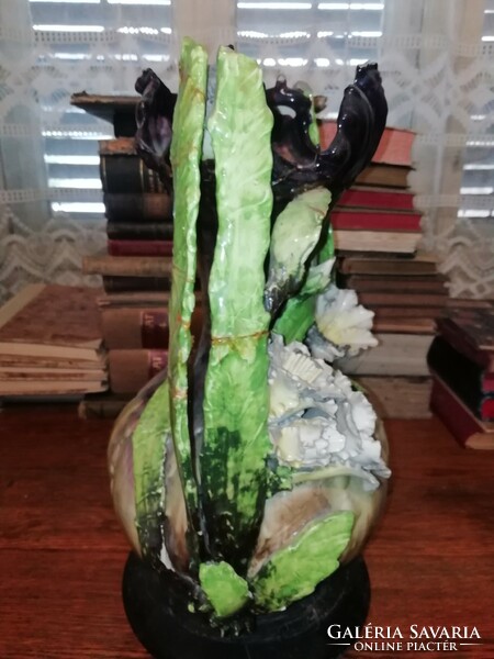 Antique majolica vase in the shape of a rare cactus needs some restoration, restored as shown in the pictures