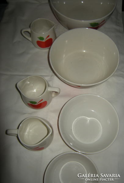Apple pattern granite bowls and spouts