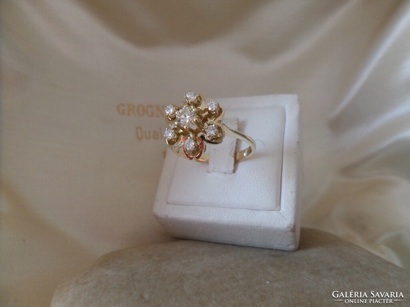 Brilles modern margaréta arany gyűrű