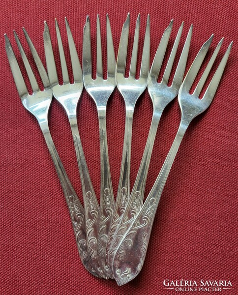 Met silver colored metal small fork cake fork set in original box