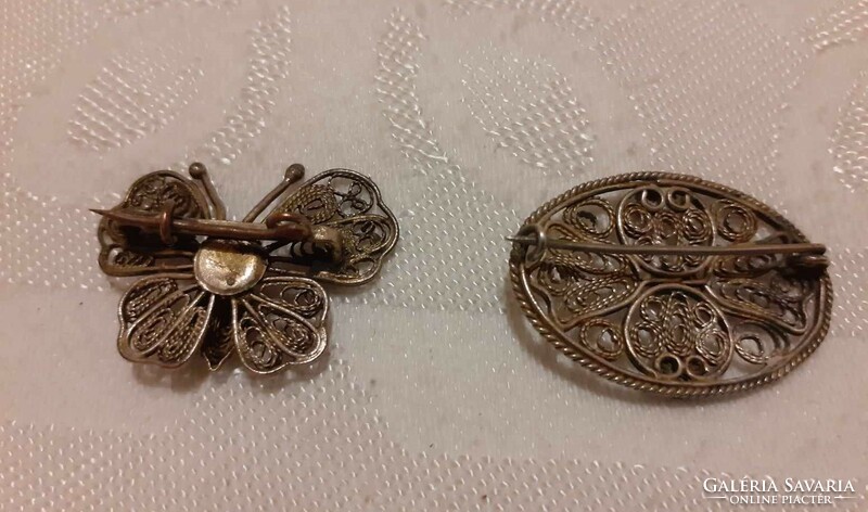 2 brooches (pins) made with the filigree technique