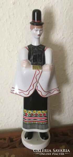 Bachelor in folk costume - hand-painted porcelain statue from Aquincum