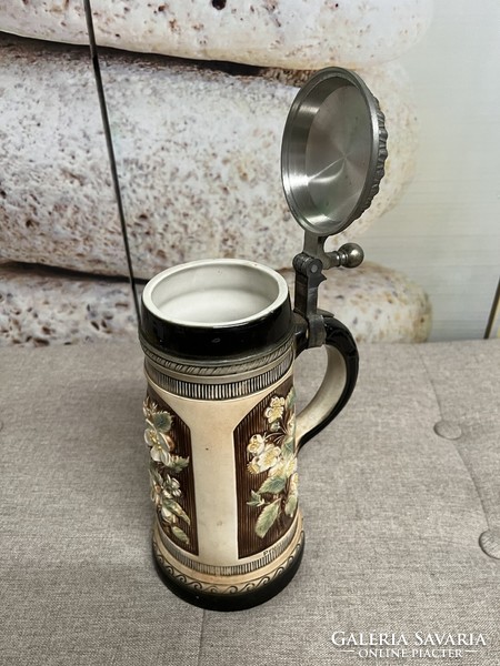Sitzendorf antique German majolica tin jar with lid a66