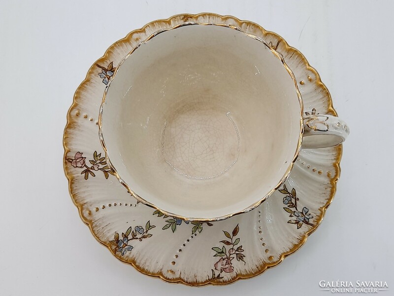 Sarreguemines louis faience tea cup with base