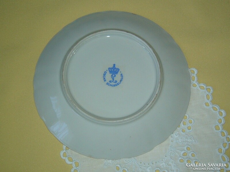 Oscar schlegelmilch small plate