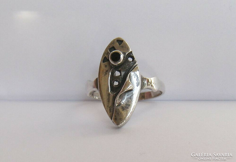 Fantasy silver ring with onyx stone