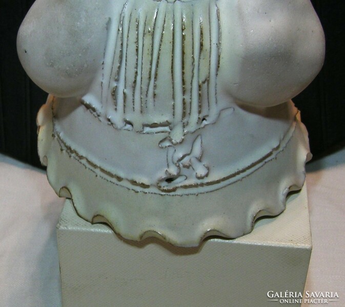 Éva Kovács ceramic figure - 16 cm
