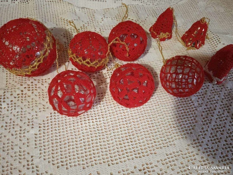 Christmas tree decoration crocheted balls and bells red red gold 8 pieces