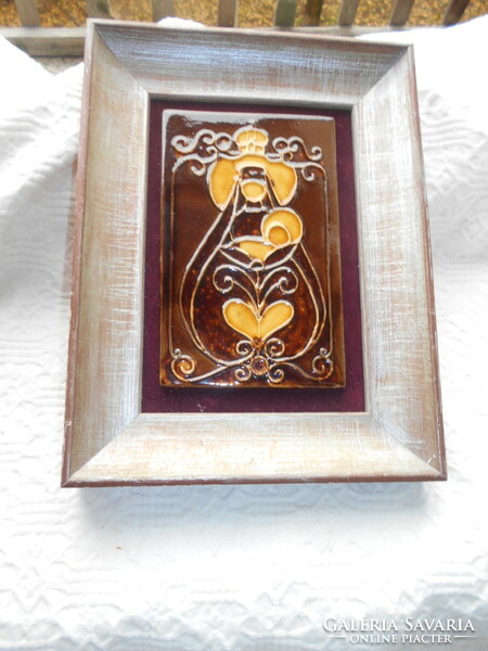 Nice wall ceramic framed -- Maria with her baby