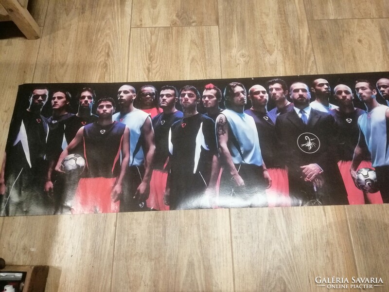 Nike Scorpion KO Cage Advert Eredeti 2002-s futball poszter 184 x 42 cm.