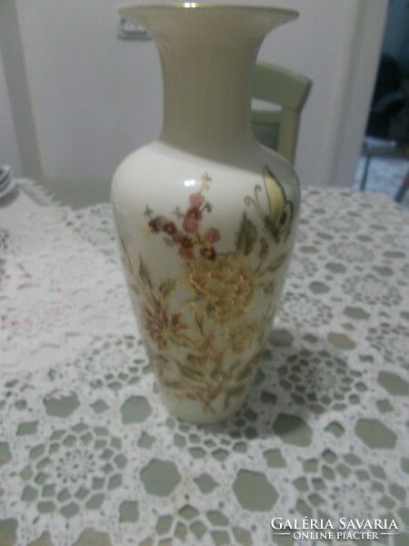 Szépséges Zsolnay váza