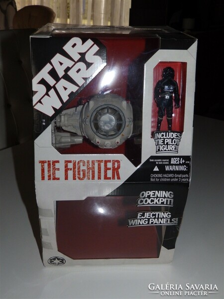 STAR WARS Csillagok Háborúja  TIE FIGHTER /LN (nagyméretű szárny) 2006 1/35 méretű 3,75" pilótával