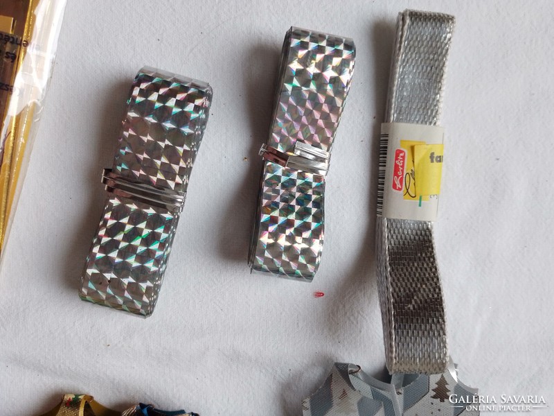 Karácsonyi ajándék díszítő dekoráció szalag csomag arany ezüst piros zöld fenyőfa húzós masni cellux