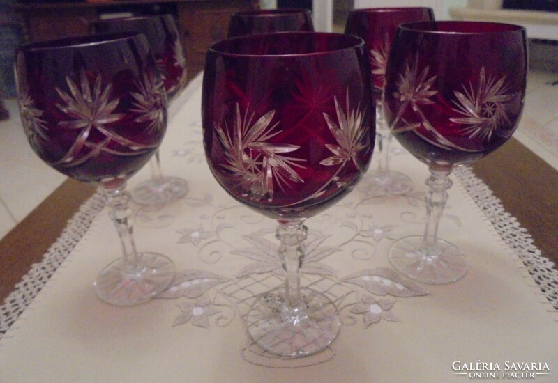 6 wine glasses with polished crimson rims