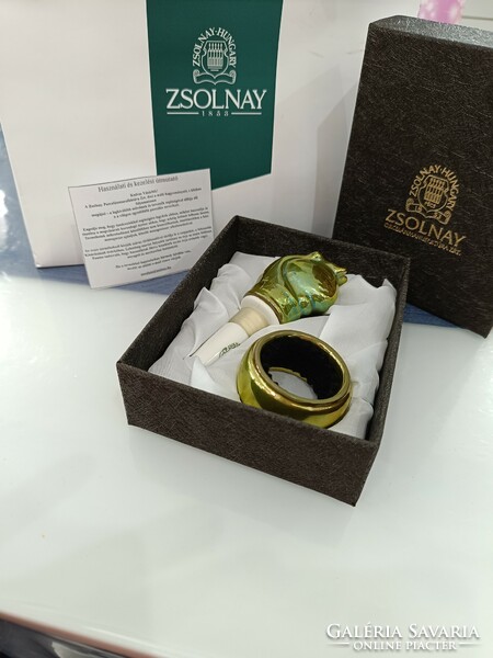 Zsolnay wine cork eosin