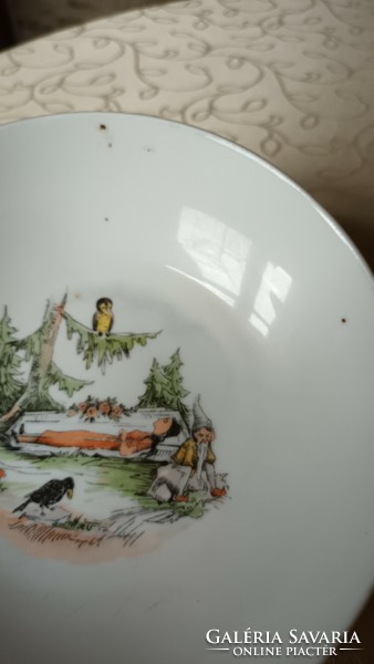 Snow White and the Seven Dwarfs deep children's plate from Hollóháza's fairy tale pattern