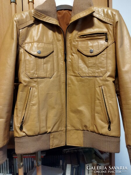 Women's leather jacket in mustard color