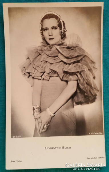 Vintage postatiszta képeslapok ,Charlotte Susa 20 - 30-s évekbeli színésznő, divat, viselet