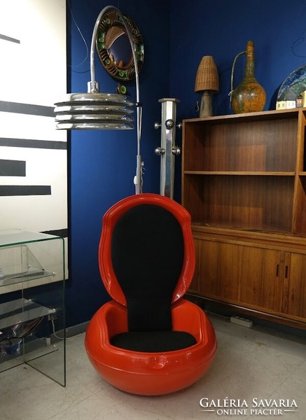 Ikonikus Ghyczy Péter, space age design " Tojás fotel " - 51548