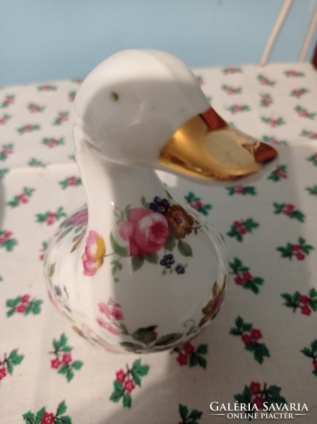 A beautiful English porcelain duck