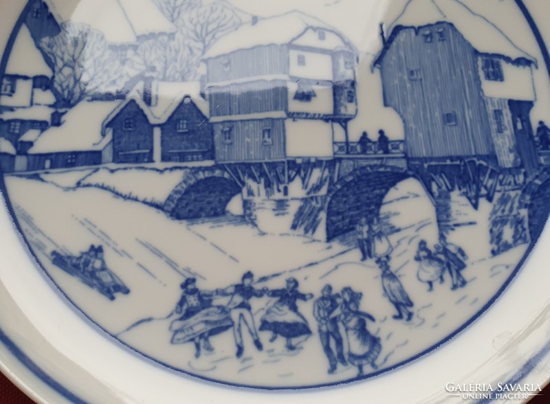 Hutschenreuther német porcelán akasztható fali tányér karácsonyi téli tájképpel Exclusive