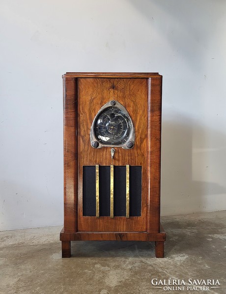 Original zenith cabinet radio art deco