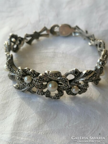 Showy silver + true pearl + marcasite richly decorated bracelet