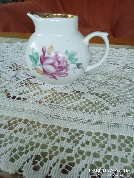 Porcelain rose spout