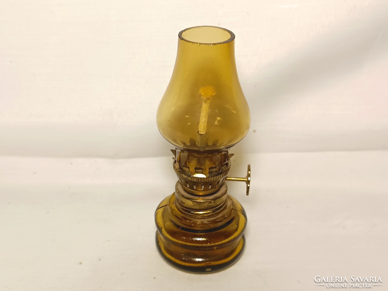 Mini kerosene lamp