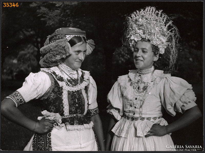 Larger size, photo art work by István Szendrő. Girls, Matyó in national costume, tard,