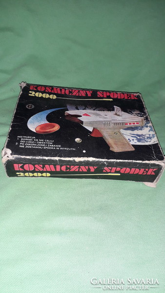 Régi 1970-s évek Kosmiczny Spodek 2000  UFO korong kilövő játék dobozával a képek szerint