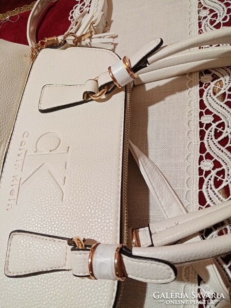 Original calvin klein white women's faux leather bag with handle and shoulder strap