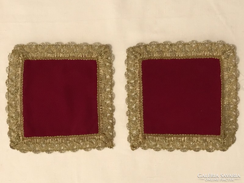 Velvet placemats Burgundy velvet placemat with gold border