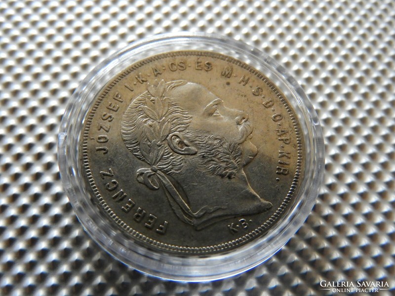 1877 KB Körmöcbánya ezüst 1 Ft forint KAPSZULÁBAN . Peremirat olvasható: FJ felül (05JD305)