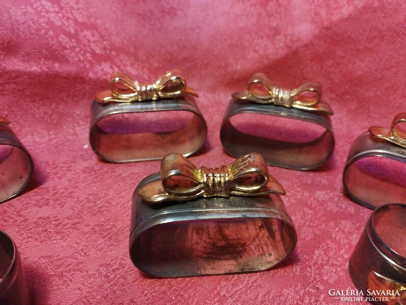 8 Pcs. Gold-silver metal napkin ring with bow