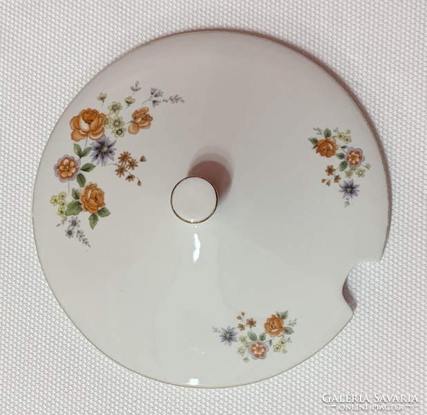 Alföldi porcelain soup bowl with lid