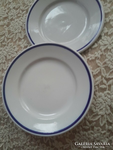 Zsolnay kék csíkos tányér. 18 cm parban