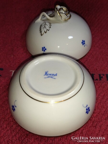Beautiful porcelain bonbonier with blue flowers from Herend