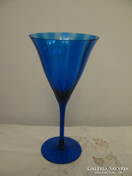 Különleges - harang formájú kék boros v pezsgős pohár, 6 db eredeti csomagolásában