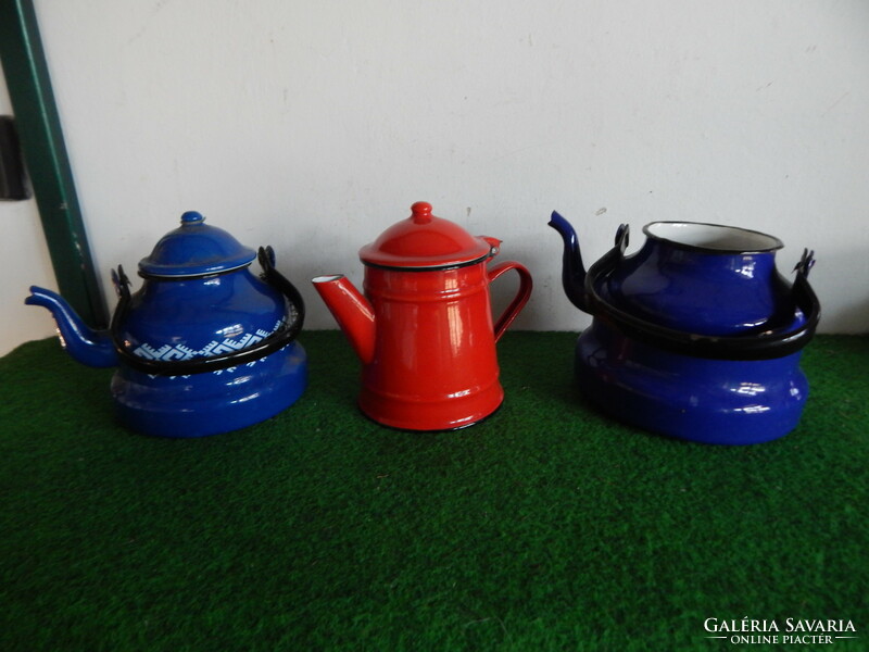 3 colorful tin tea pourers for sale together, size 15 cm high.
